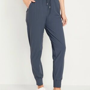 High waisted, sleek jogger tech pants